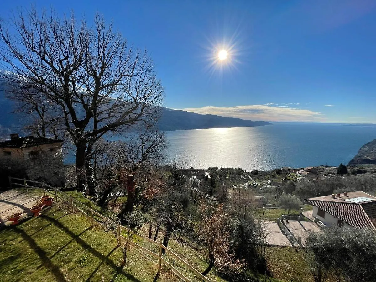Apartment Villa Dei Roveri Tignale Italien
